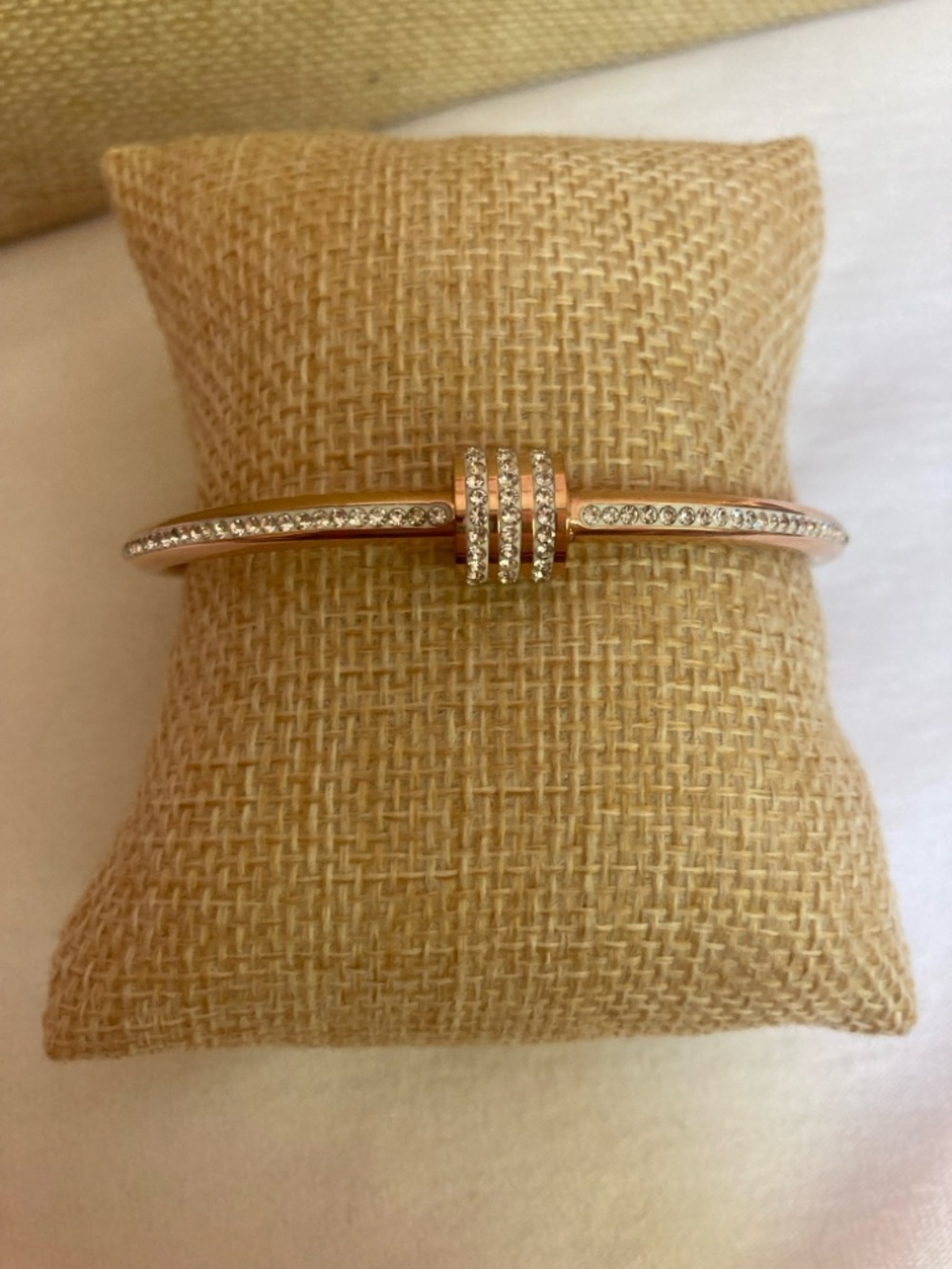 Screw Clasp Bangle Bracelet with Clear Stones